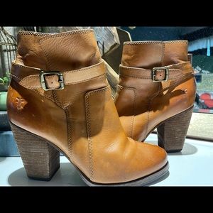 *SOLD* Frye Patty Riding Bootie - Camel size 7
